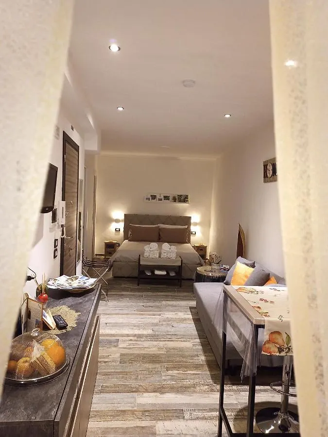 Bed and Breakfast Il Pavone Бари 0*,  Италия